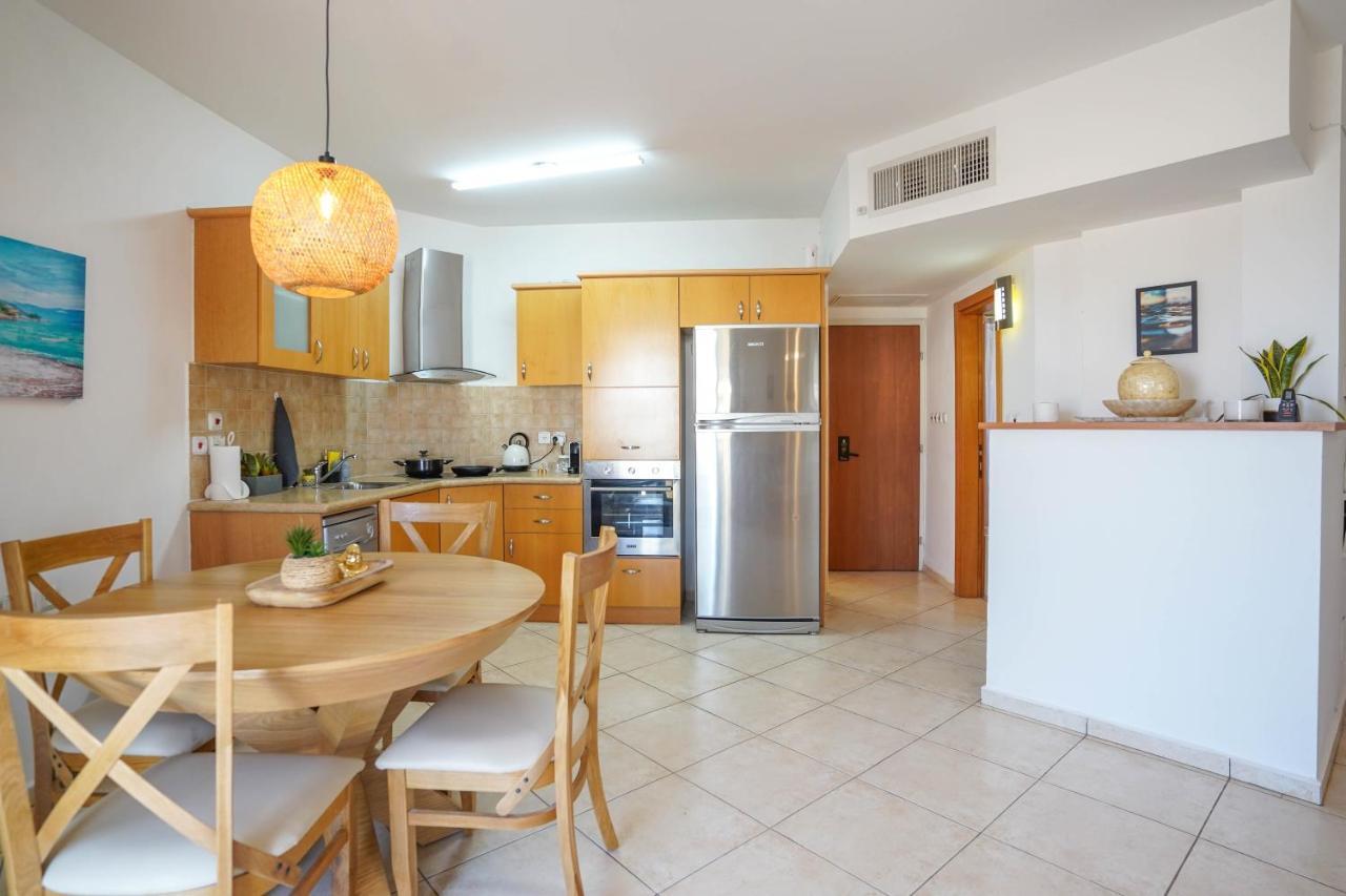 Two Bed Room Apartment 5 Min Walk To The Beach 埃拉特 外观 照片