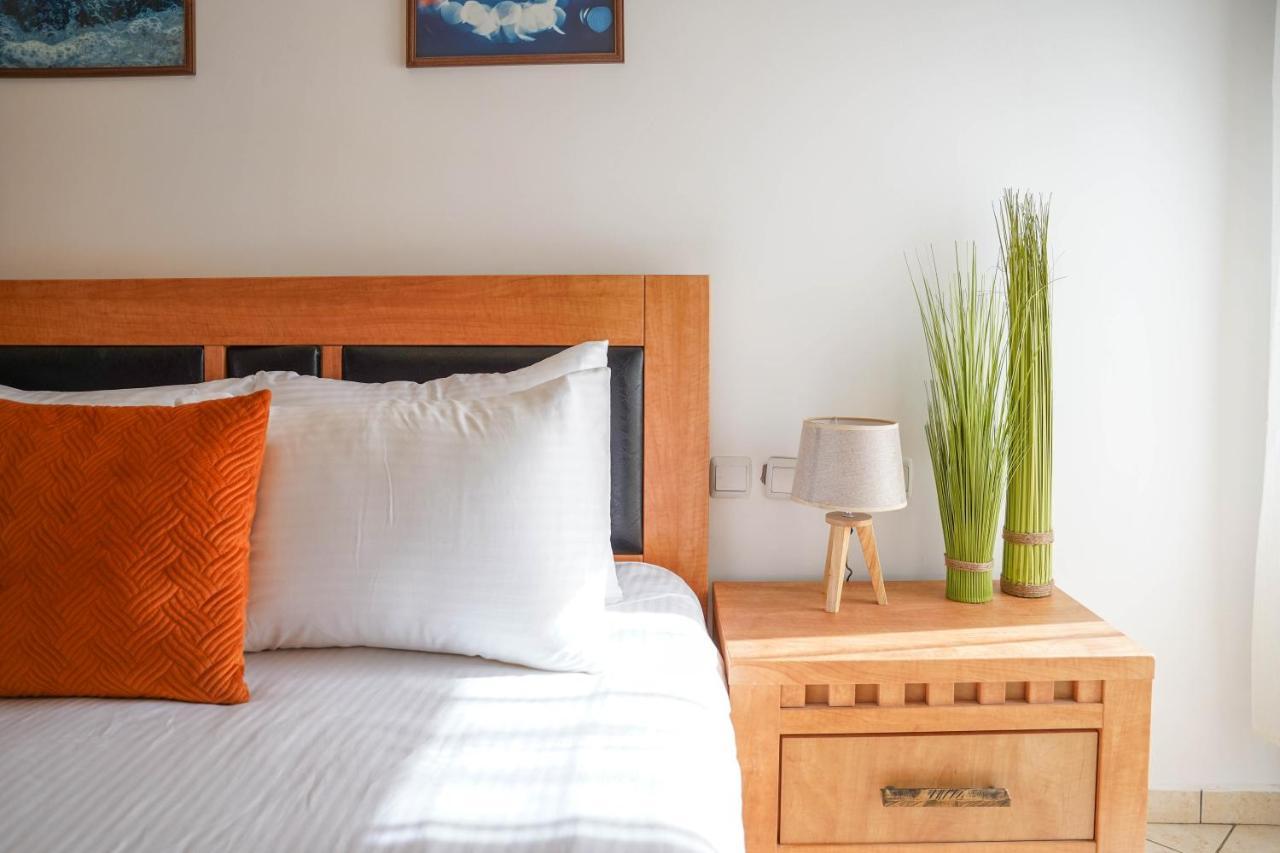 Two Bed Room Apartment 5 Min Walk To The Beach 埃拉特 外观 照片