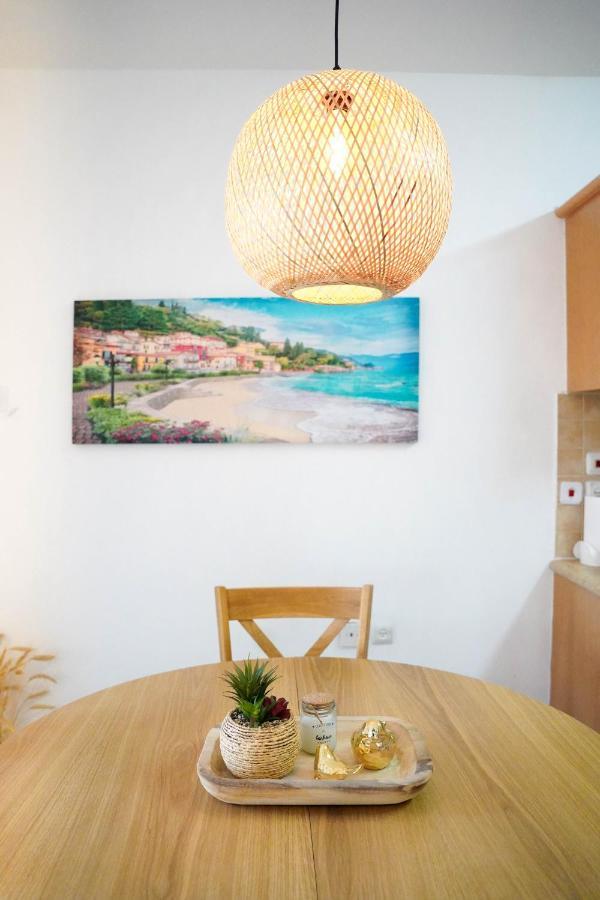 Two Bed Room Apartment 5 Min Walk To The Beach 埃拉特 外观 照片