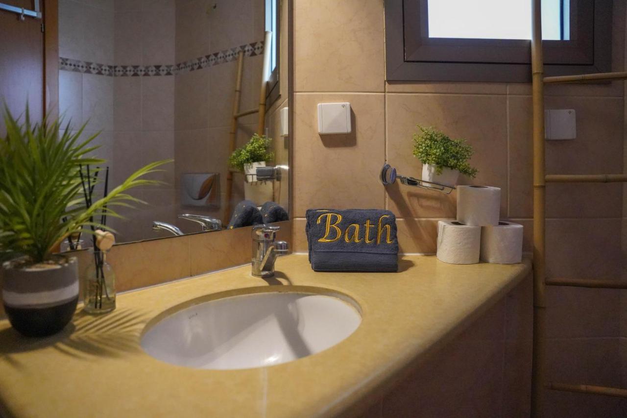 Two Bed Room Apartment 5 Min Walk To The Beach 埃拉特 外观 照片