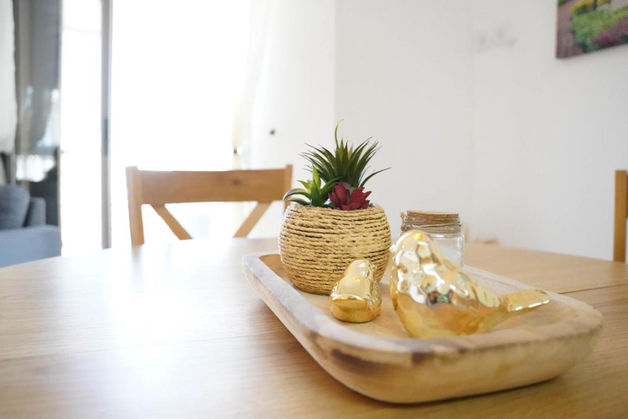 Two Bed Room Apartment 5 Min Walk To The Beach 埃拉特 外观 照片